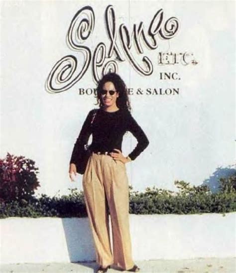 selena quintanilla boutiques.